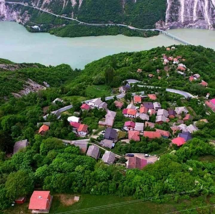 Melnicani, Breathtaking View ξενώνας Debar Εξωτερικό φωτογραφία